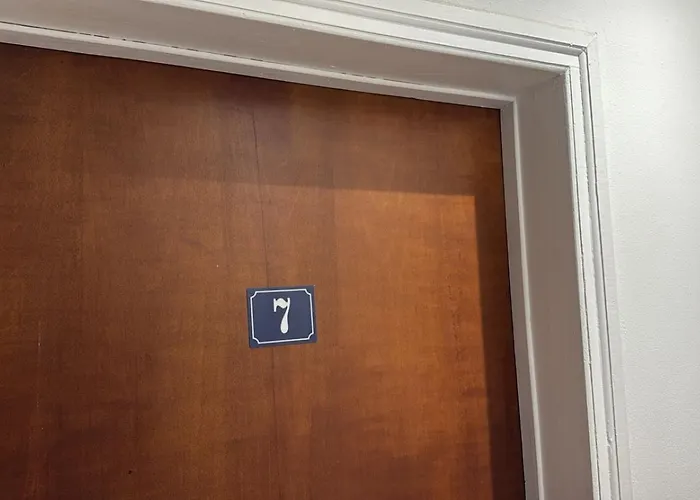 Sun Shine With Balcony *