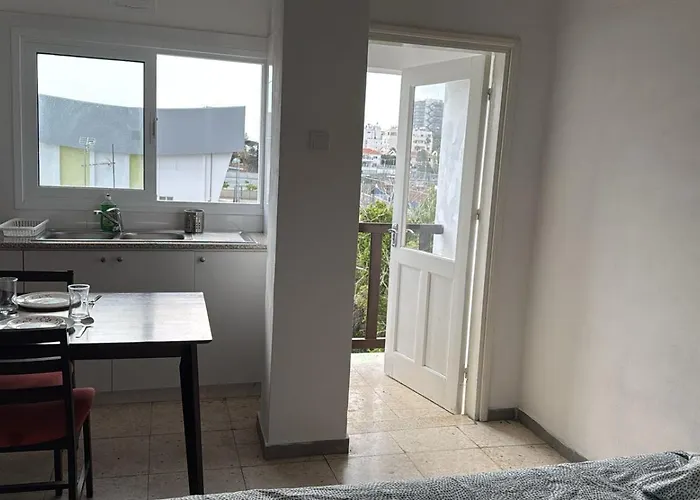 Sun Shine With Balcony Διαμέρισμα Λάρνακα